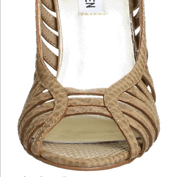 Steve Madden “Akron” heeled sling back - Picture 2 of 16